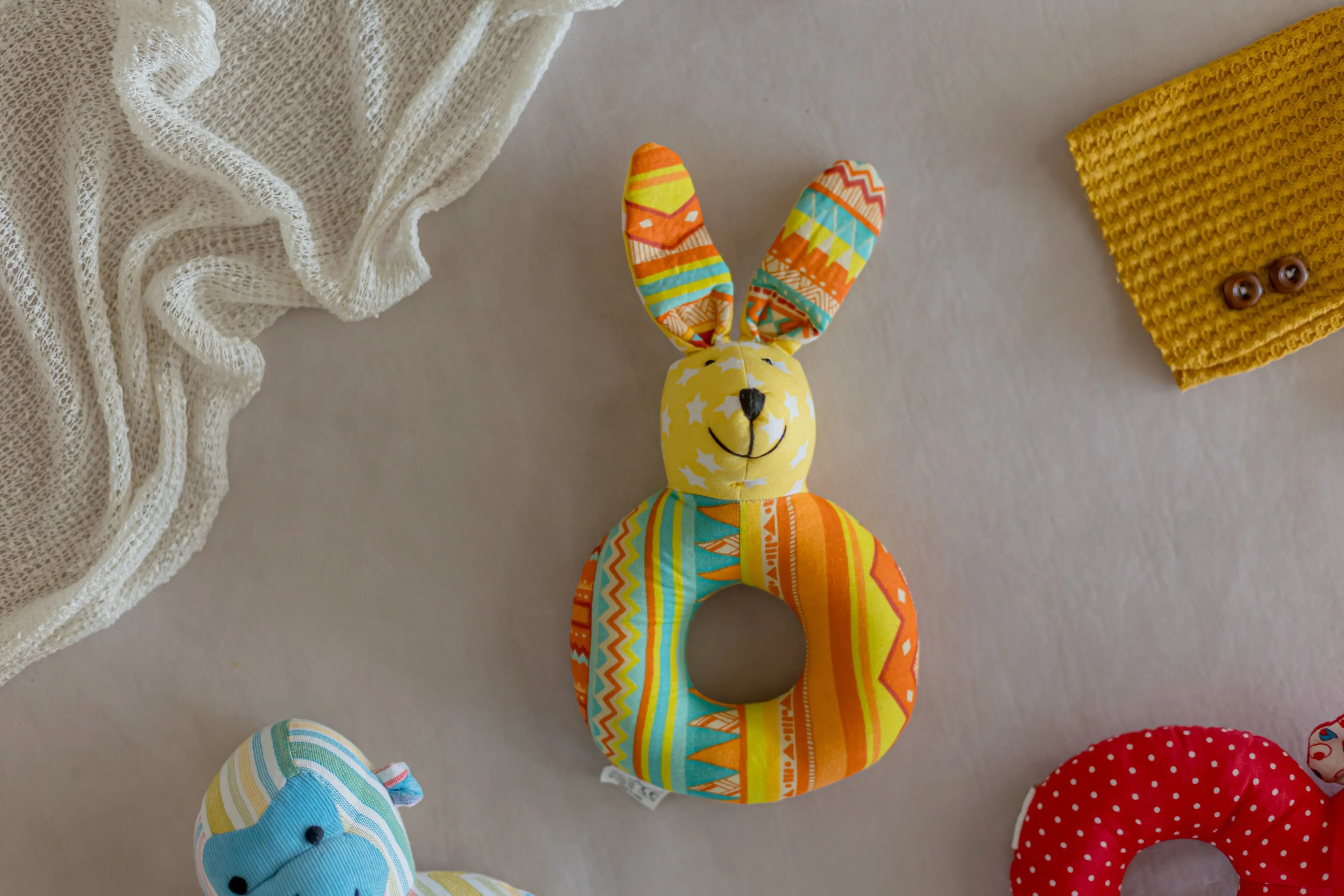 iLearnNGrow Kangroo Face Shaped Rattle – Soft Sensory Rattle Toy for Babies